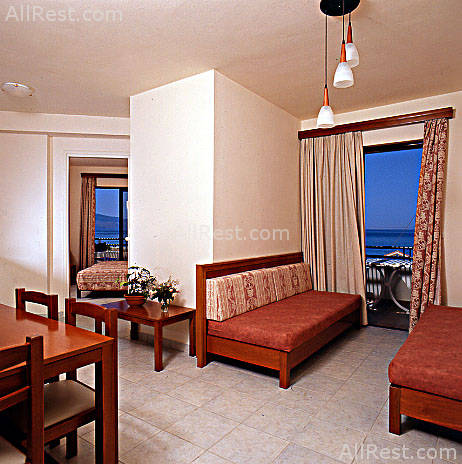 Mike Hotel & Apartments 11